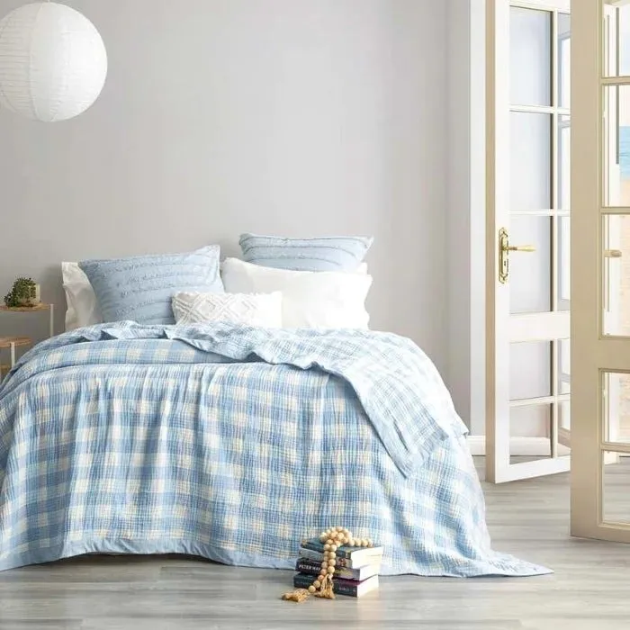 Blissfully Blue Gingham Pattern