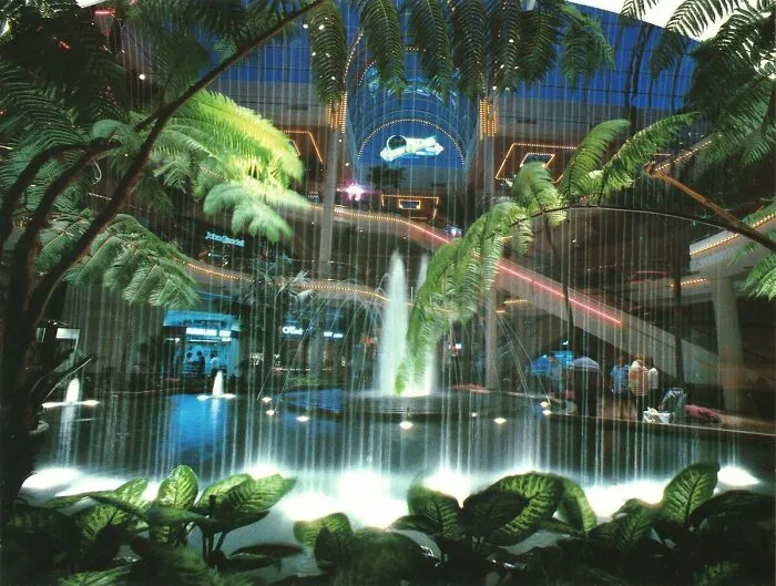 Peak Mall Culture
