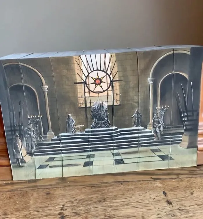 30 Magical Drawings On The Edges Of Popular Books Featuring Famous Scenes Done By This Artist