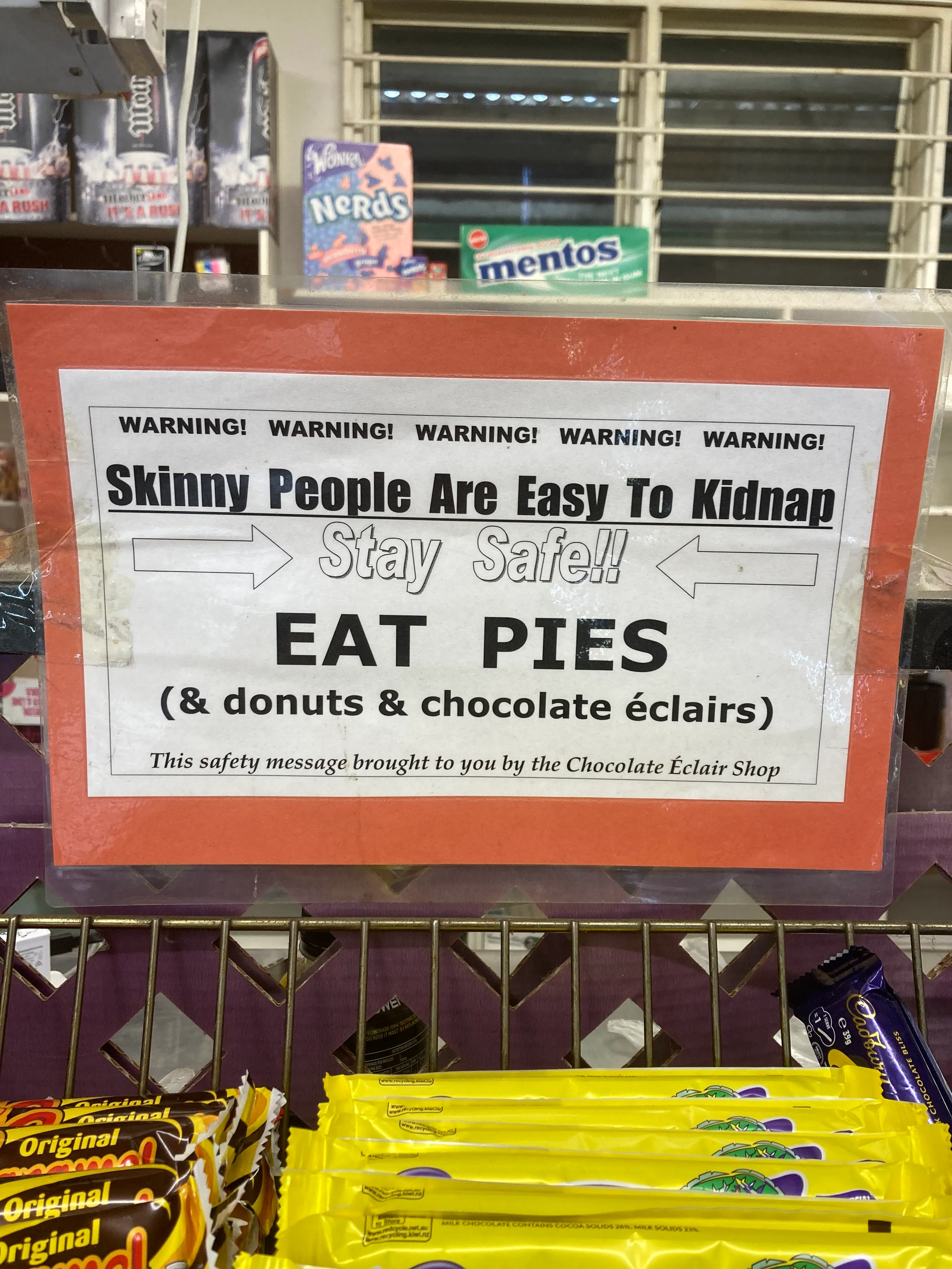 Hey Panda’s! Show Us The Funniest Sign You’ve Ever Seen.