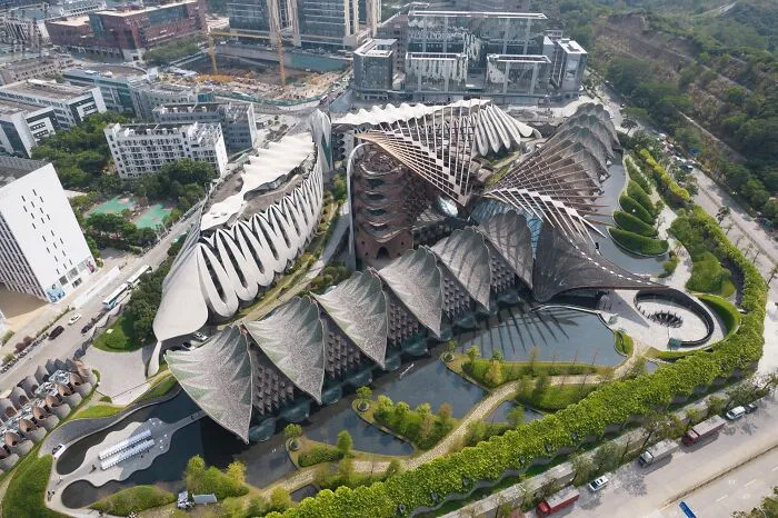 "Marisfrolg Fashion Campus" By Fred And Damien Van Brandenburg