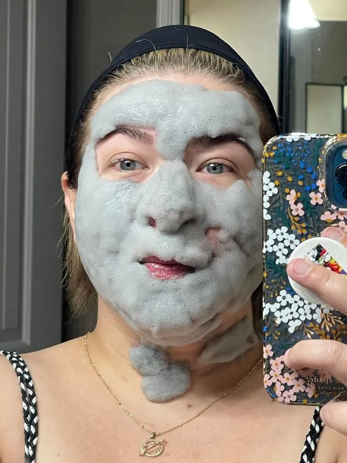 Mask On, Worries Gone! Get Ready For Some Bubbly Bonding And Skin-Purifying Magic With Your Crew Using <span Style="Font:inherit;color:#d74b1f;"> Elizavecca's Milky Piggy Carbonated Bubble Clay Mask</Span>