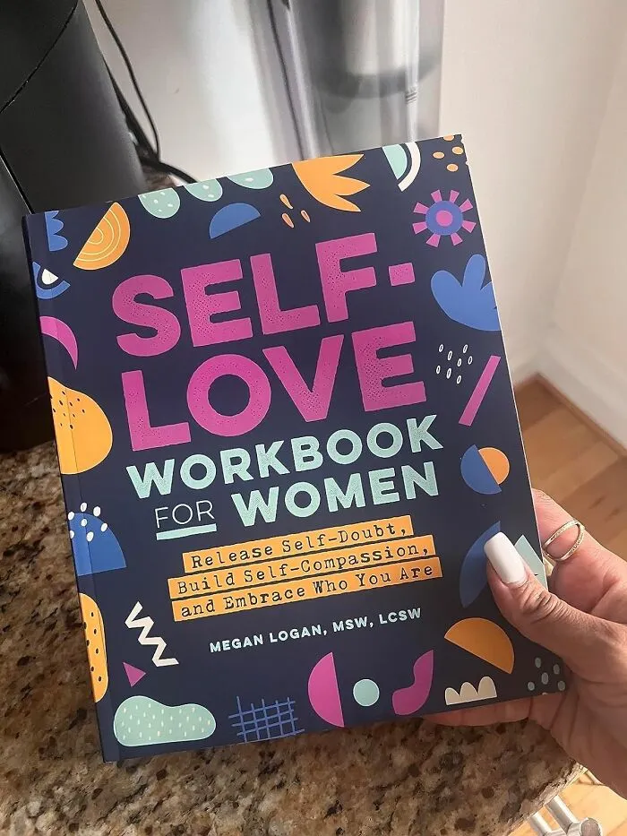 Hey, Your Bff Deserves To Be As Into Herself As You Are Into Her, Right? This <span Style="Font:inherit;color:#d74b1f;"> Workbook</Span> Is Her Roadmap To Self-High-Fives And A Total Love-Fest