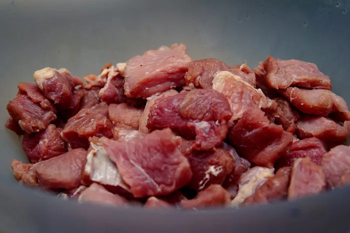 30 Strange, Amusing, And Horrifying Things People Have Seen In Others’ Kitchens