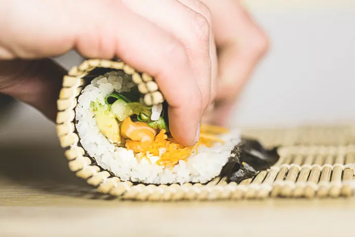 30 Strange, Amusing, And Horrifying Things People Have Seen In Others’ Kitchens