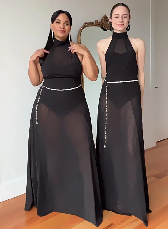 “Style, Not Size”: Two Friends Wear The Same Outfit To Show There Is No “Ideal” Body Type (38 New Pics)