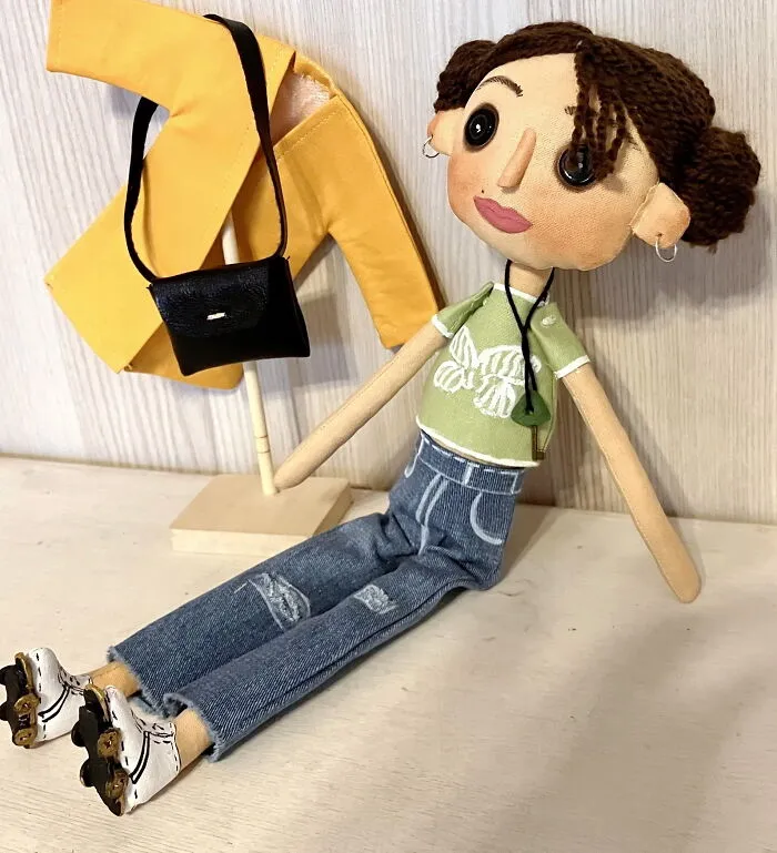 15 Images Of OOAK Art Dolls