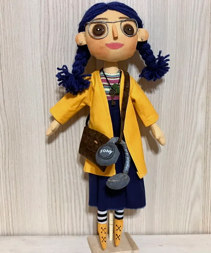 15 Images Of OOAK Art Dolls