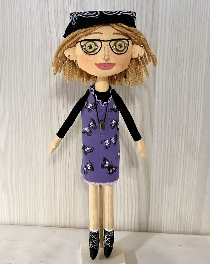 15 Images Of OOAK Art Dolls