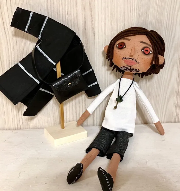 15 Images Of OOAK Art Dolls