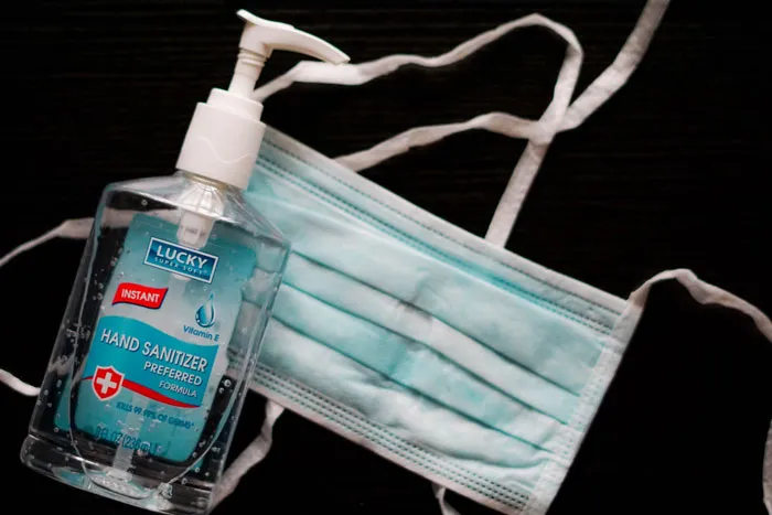 40 Of The Most Disappointing And Outright Cruel Gifts People Received At Work
