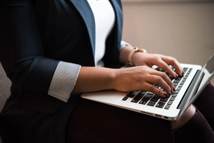 “What Is Your Most Frequent Form Of Internalized Misogyny?”: 30 Women Reply