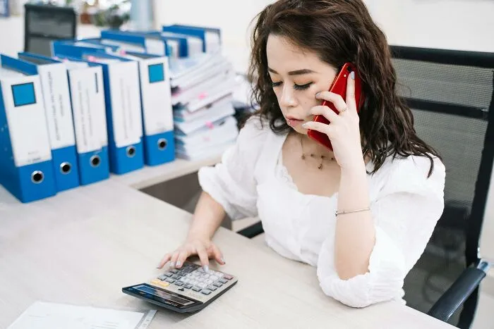 30 People Who Graduated With “Useless Degrees” Came Online To Reveal What They Are Doing Now