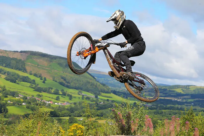 After Being Made Redundant, I Turned My Hobby Of Photography Into A Full-Time Job, And Here Are My Best Shots (38 Pics)