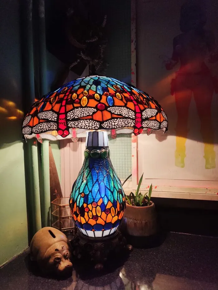 Pictures Don't Do Her Justice. I Am Elated With Today's Buy. Found In An Antique Store In South Of UK. 🥰❤️🌈🍄