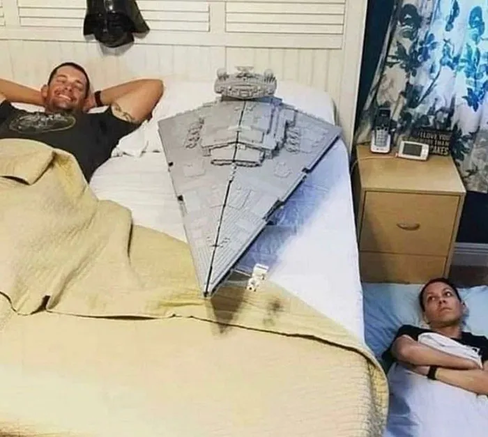 This IG Account Is For "Cursed Pics Only" And Here Are 40 Of The Most Baffling Ones