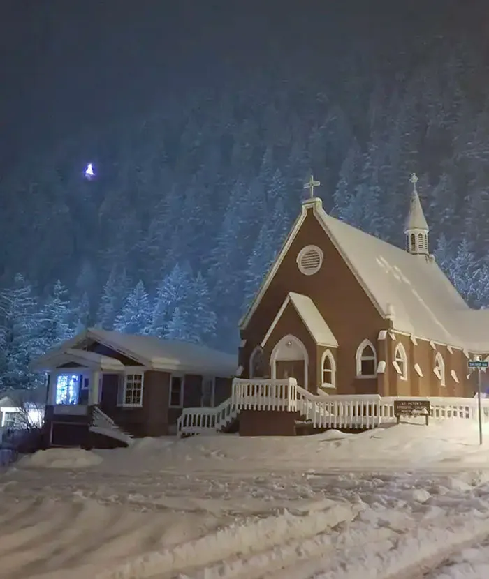 Iglesia que parece una casa de pan de jengibre
