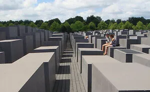“What’s An Unwritten Rule In Your Country That Tourists Always Seem To Break?” (30 Answers)