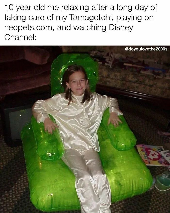 30 Memes Covering The Good, The Bad, And The Ugly Of The 2000s, As Shared On This IG Page