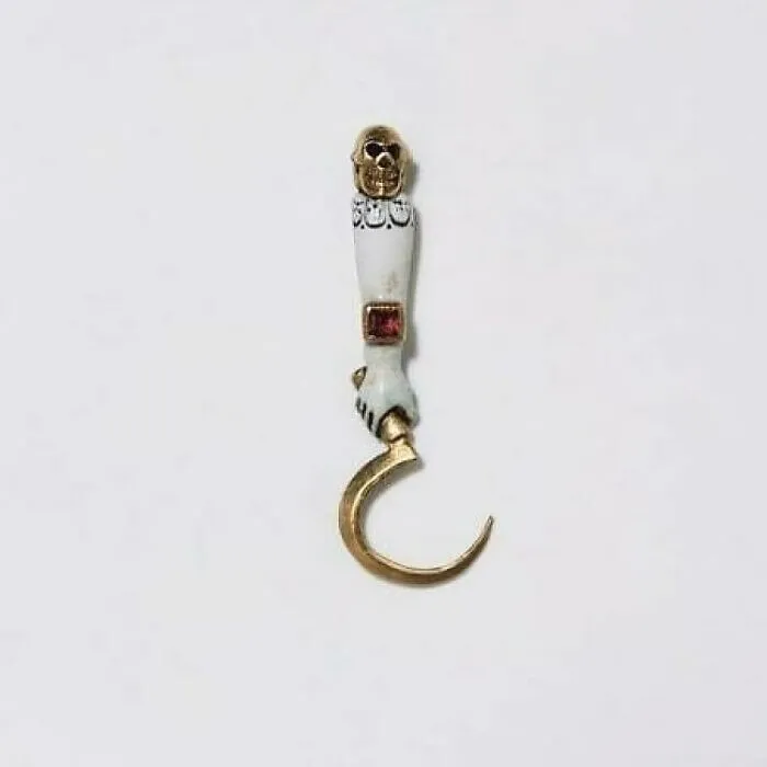 Don't Fear The Reaper, But Do Fear Poor Oral Hygiene. Fancy Memento Mori Toothpick, In The Shape Of A Skull With An Arm Holding A Sickle