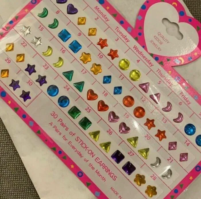 30 Pics From ‘No Context Nostalgia’ To Take You On A Walk Down Memory Lane