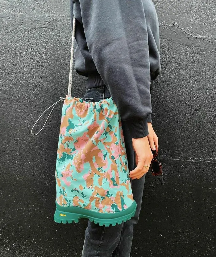 30 Questionable Fashion Choices That Have Been Shared On This Instagram Page