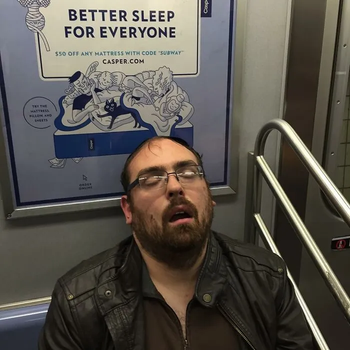 30 Hilarious Accidental Images Captured By This Street Photographer