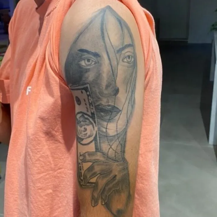 30 Failed Tattoos That People Didn’t Even Realize Were That Bad