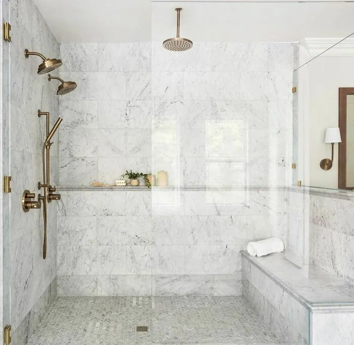 Marble Walk-In Shower With Rainfall Showerhead