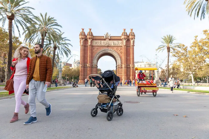 City Ttrip With A Kid (12 Pics)
