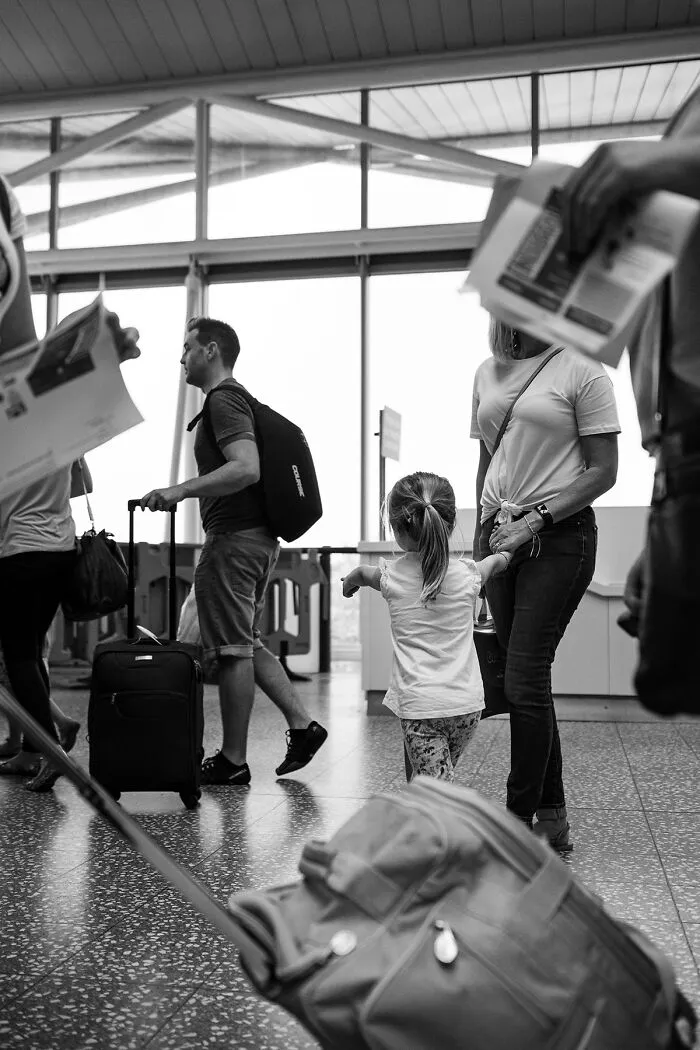 I Have Documented Each Stage Of Catching A Flight From A Passenger's Perspective (40 Pics)