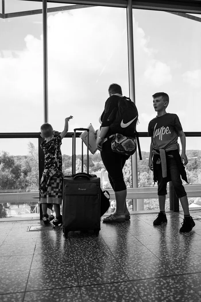 I Have Documented Each Stage Of Catching A Flight From A Passenger's Perspective (40 Pics)