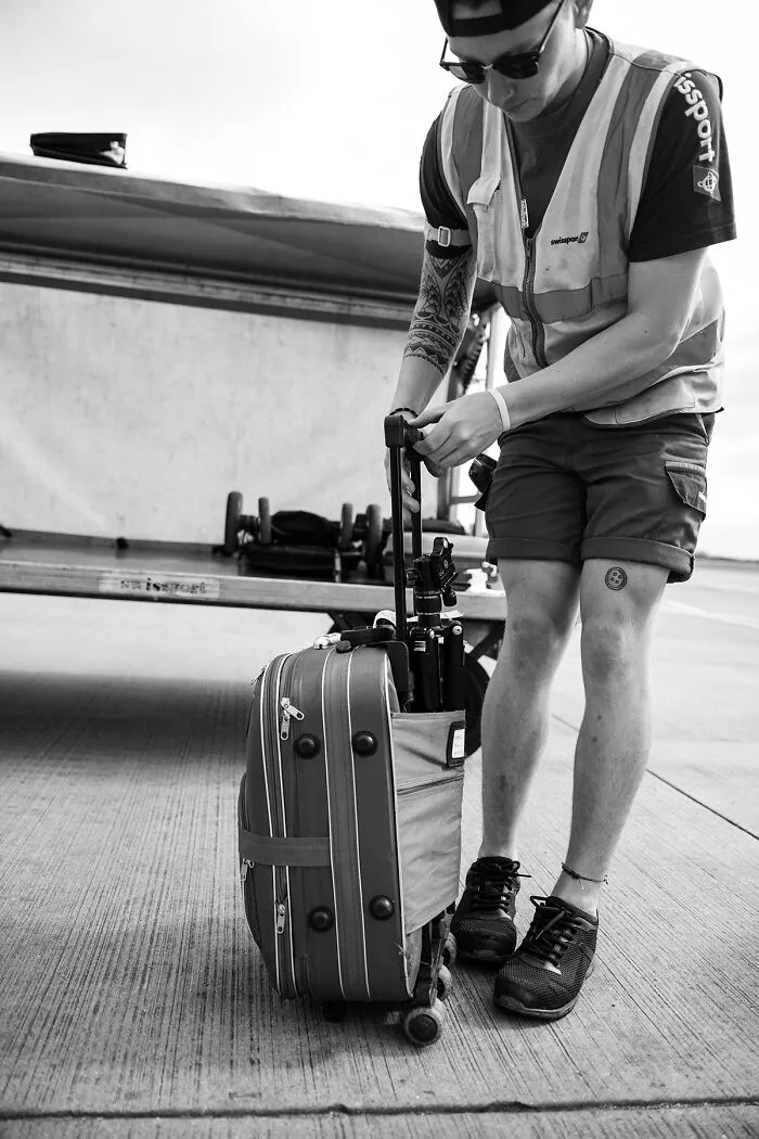 I Have Documented Each Stage Of Catching A Flight From A Passenger's Perspective (40 Pics)