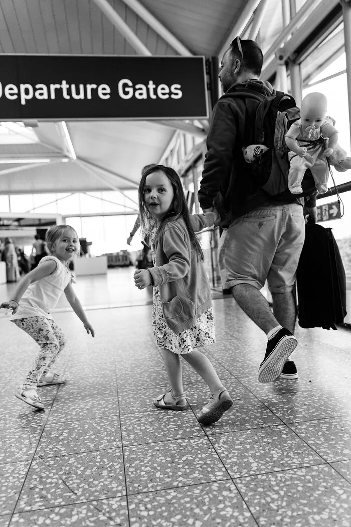 I Have Documented Each Stage Of Catching A Flight From A Passenger's Perspective (40 Pics)