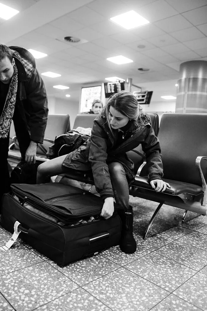 I Have Documented Each Stage Of Catching A Flight From A Passenger's Perspective (40 Pics)