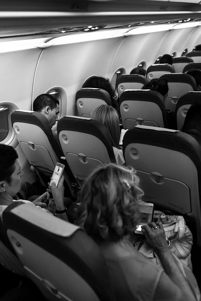 I Have Documented Each Stage Of Catching A Flight From A Passenger's Perspective (40 Pics)