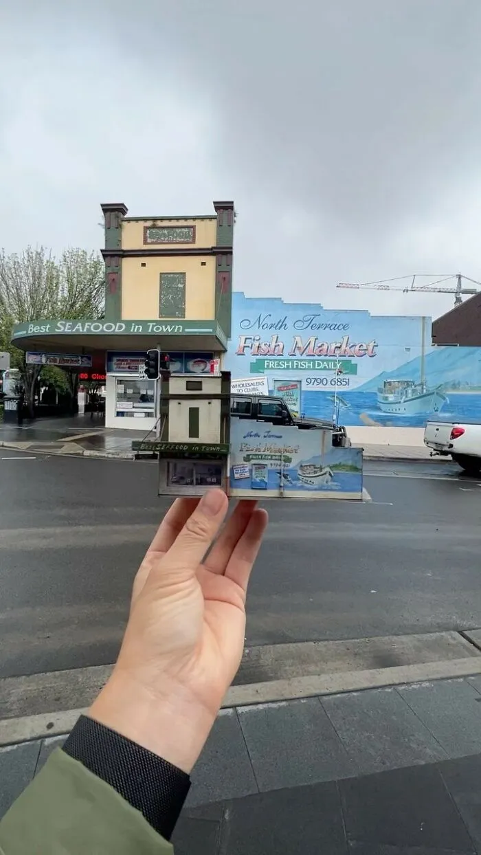 This Artist Makes Architectural Miniatures, And Here's The Result (17 Pics)