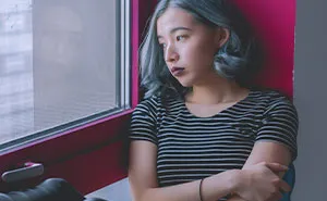 Guy Leaves His GF In A Hotel In Another State After Learning She Cheated, Asks If It Was Wrong