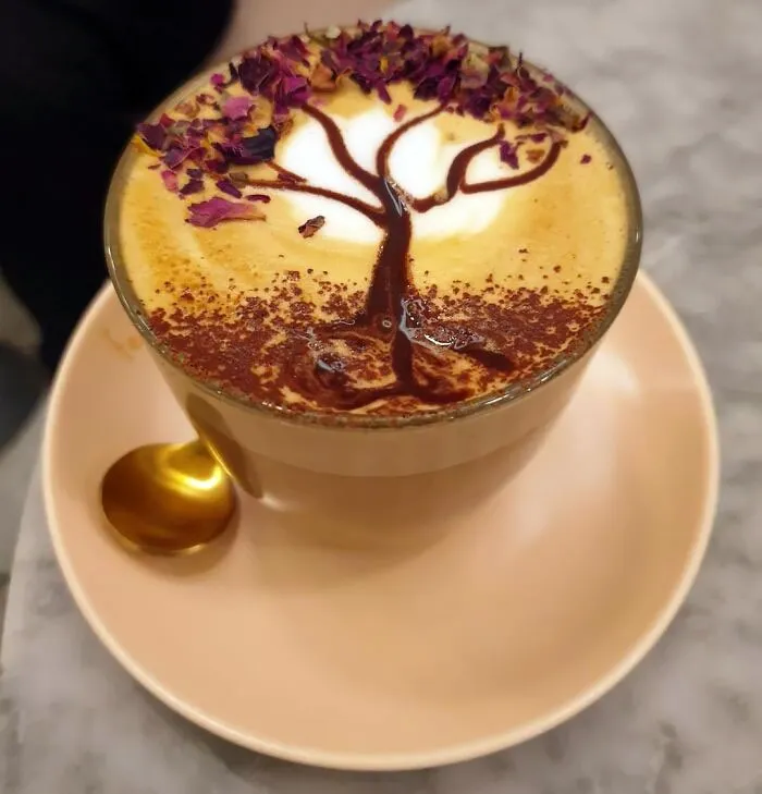 50 Times Latte Art Was So Impressive, It Looked Almost Too Good To Drink