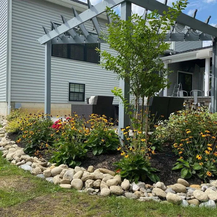 Rock Flower Bed Edging