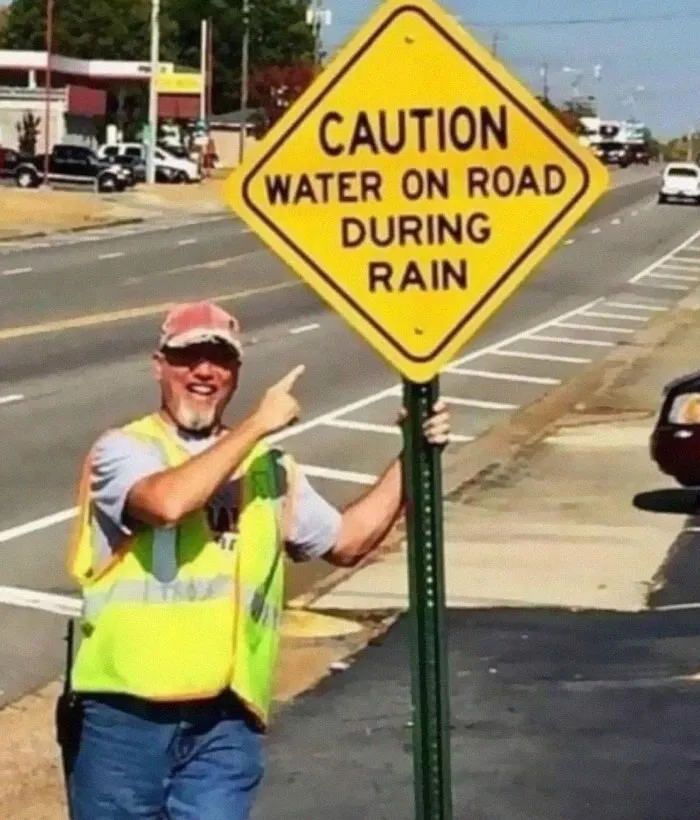 50 Times Signs Had No Right To Be This Funny, As Shared In This Facebook Group