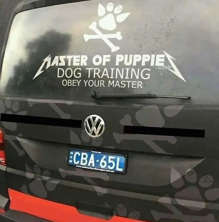 50 Times Signs Had No Right To Be This Funny, As Shared In This Facebook Group