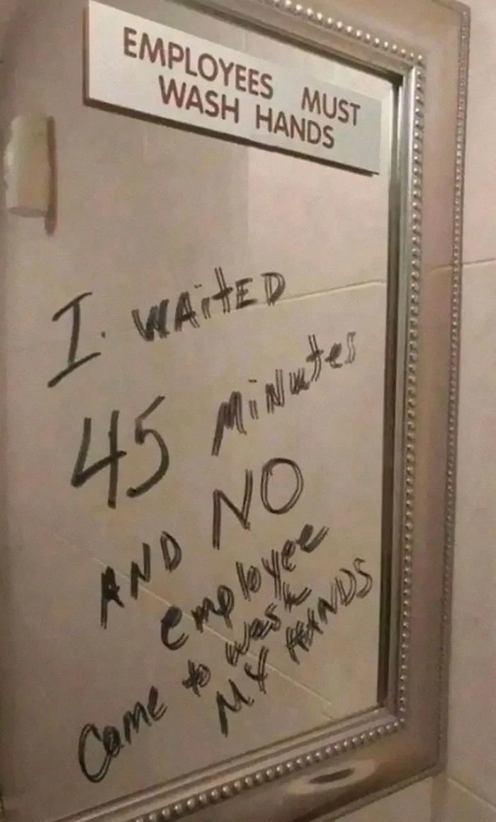 50 Times Signs Had No Right To Be This Funny, As Shared In This Facebook Group