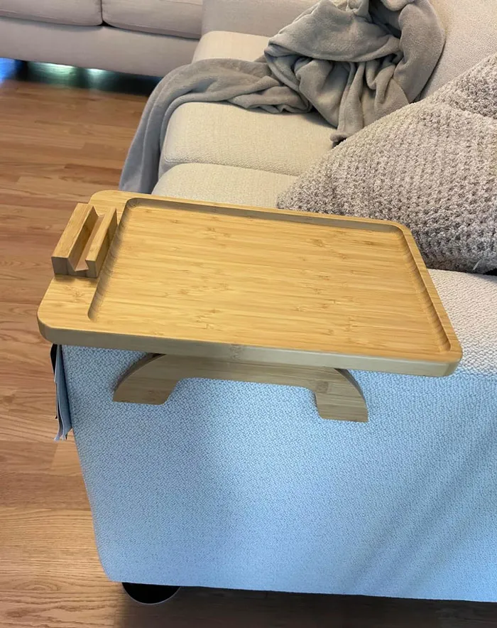 Tired Of Spills And Wobbly Coasters? This <a Style="Display:inline;" Href="Https://Www.amazon.com/Dp/B09llz1r32?th=1&linkcode=ll1&tag=bpkomodo-20&linkid=9c27e5e8cfcff91430c153c848f015e7&language=en_us&ref_=as_li_ss_tl" Target="_blank"><span Style="Font: Inherit; Color: #d74b1f;"> Bamboo Sofa Armrest Coffee Table</Span> Is The Perfect Perch