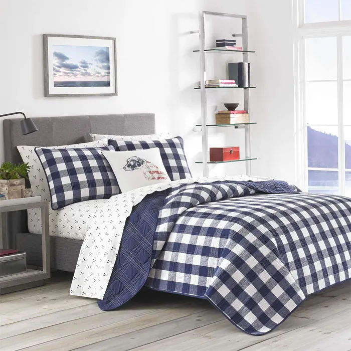 Navy Blue Gingham Pattern for a Coastal Feel