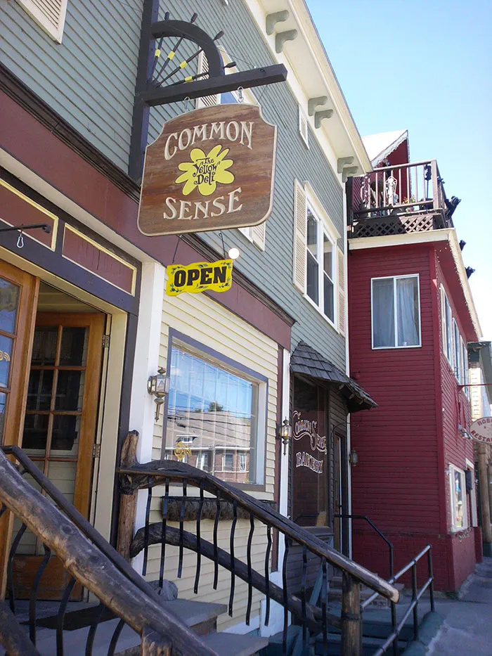 “Something Bad Is Happening There”: 30 Weird And Cult-Like Towns Across The USA