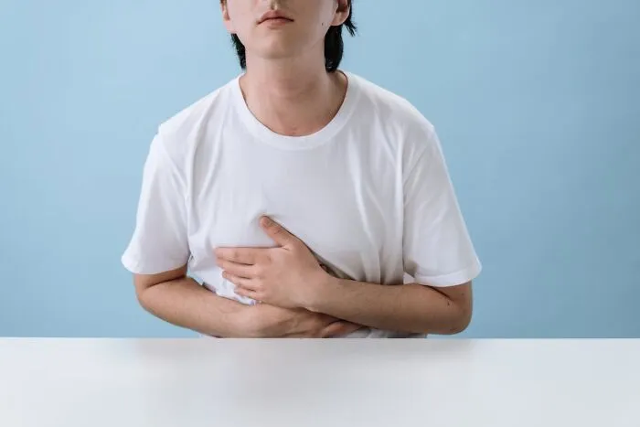 “Sausage Fingers”: 40 Symptoms People Realized Weren’t Just Weird Quirks