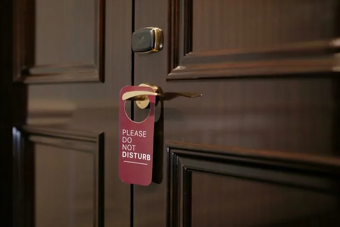 Someone Asked “What Is Something You Do In A Hotel, You Never Do At Home?”, And 29 People Delivered