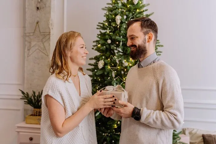 “This Would Ruin Her”: Men Confess The Deepest Secrets They Are Keeping From Their Partners