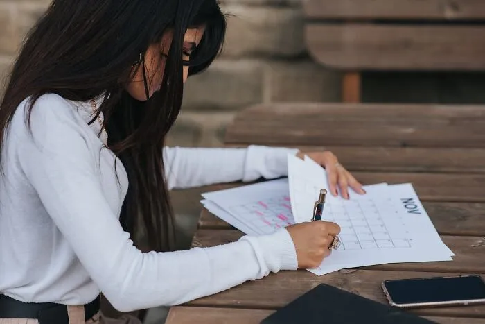 "Customer Threw Their Hot Coffee At Me": 30 People Share What Made Them Quit A Job The Fastest